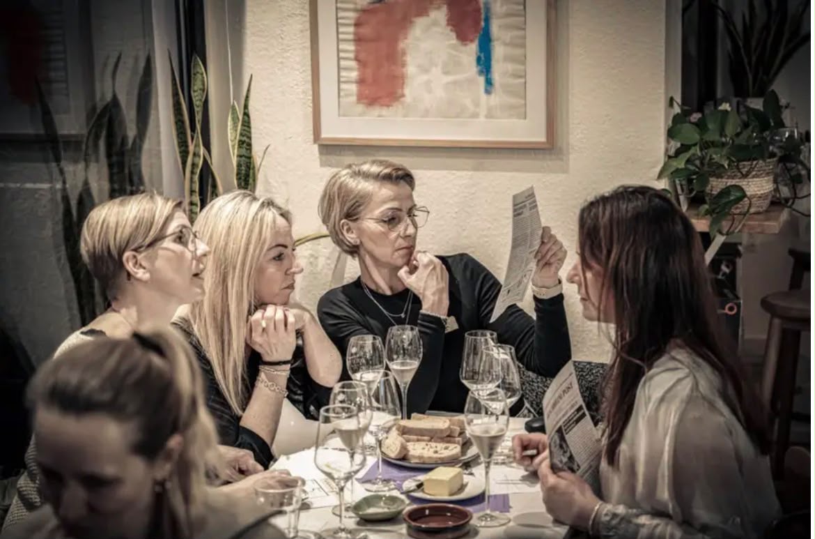 Die neuen Fälle sind da! Wein & Krimispaß bei Kork & Kante 23.04.2027 in Schlebusch